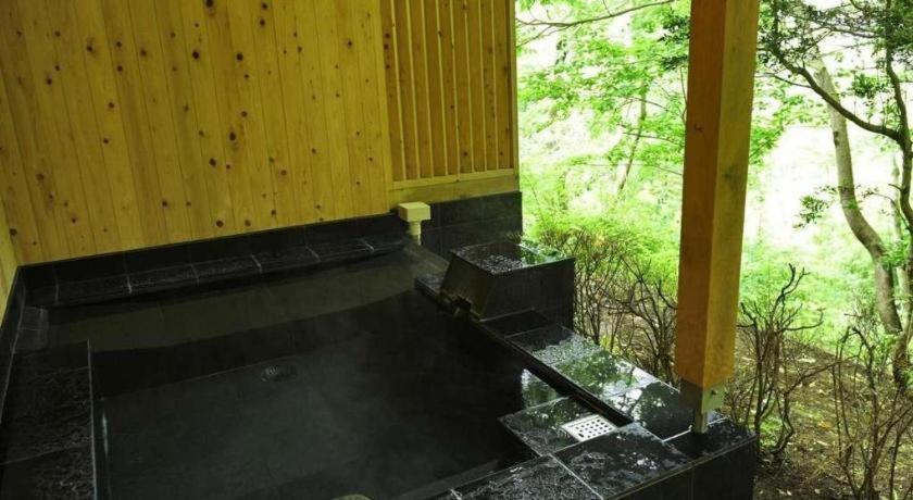 Atami Mori No Onsen Hotel Екстериор снимка